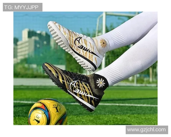 足球明星独特风格展现鸳鸯鞋魅力引领时尚潮流 足球明星独特风格展现鸳鸯鞋魅力引领时尚潮流